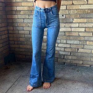 American Eagles Bell Bottom Jeans
